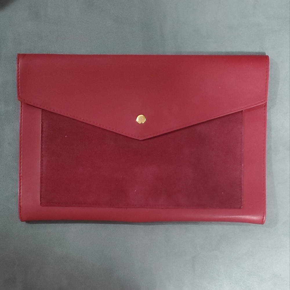 Burgundy Laptop Portfolio - Glass Ladder and Co XL Megan Portfolio